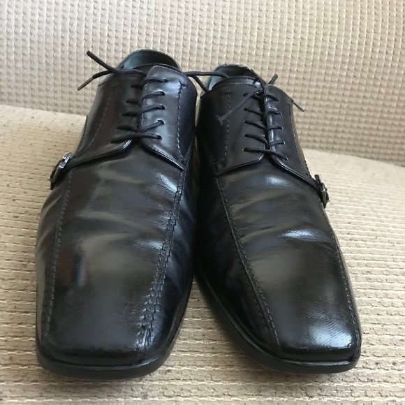 Louis Vuitton Men's Black Shoes - Picture 12 of 15